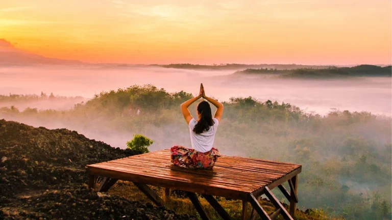 5 señales de que tu alma te está pidiendo un retiro